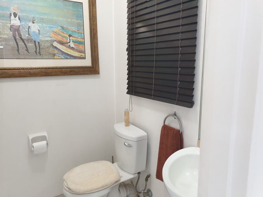 To Let 3 Bedroom Property for Rent in Diep River Western Cape